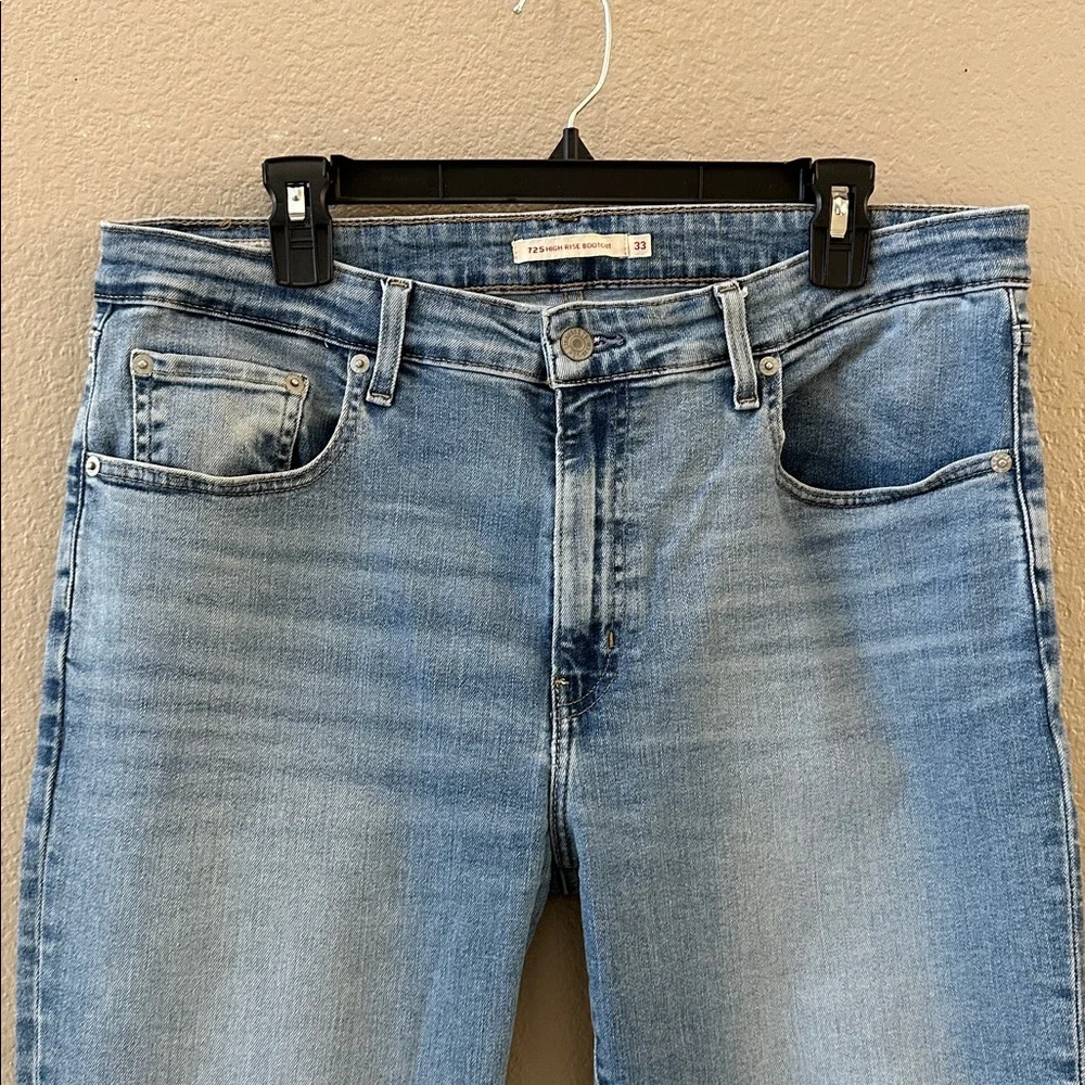 Levi's High Rise Bootcut Jeans size 33 - Picture 2 of 7